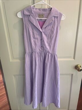 Lindy Bop Lavender Sleeveless Collared Midi Dress